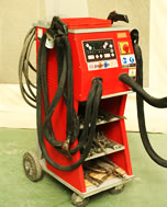 スポット溶接機
